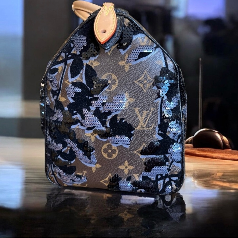 Louis Vuitton Monogram Fleur De Jais Sequin Speedy 30 Bag It is a stunning bag! - Picture 9 of 16